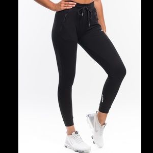 ECHT Ladies Tapered Joggers